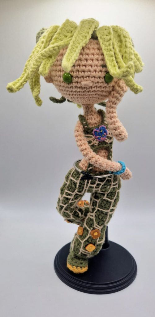poupée crochet personnalisée - Jolyne Cujoh