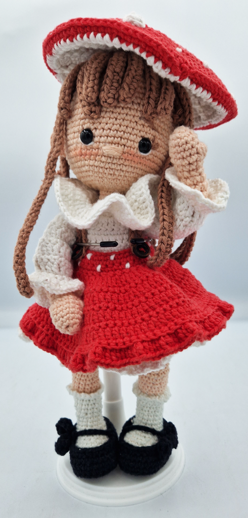 poupée crochet personnalisée - Amanita girl